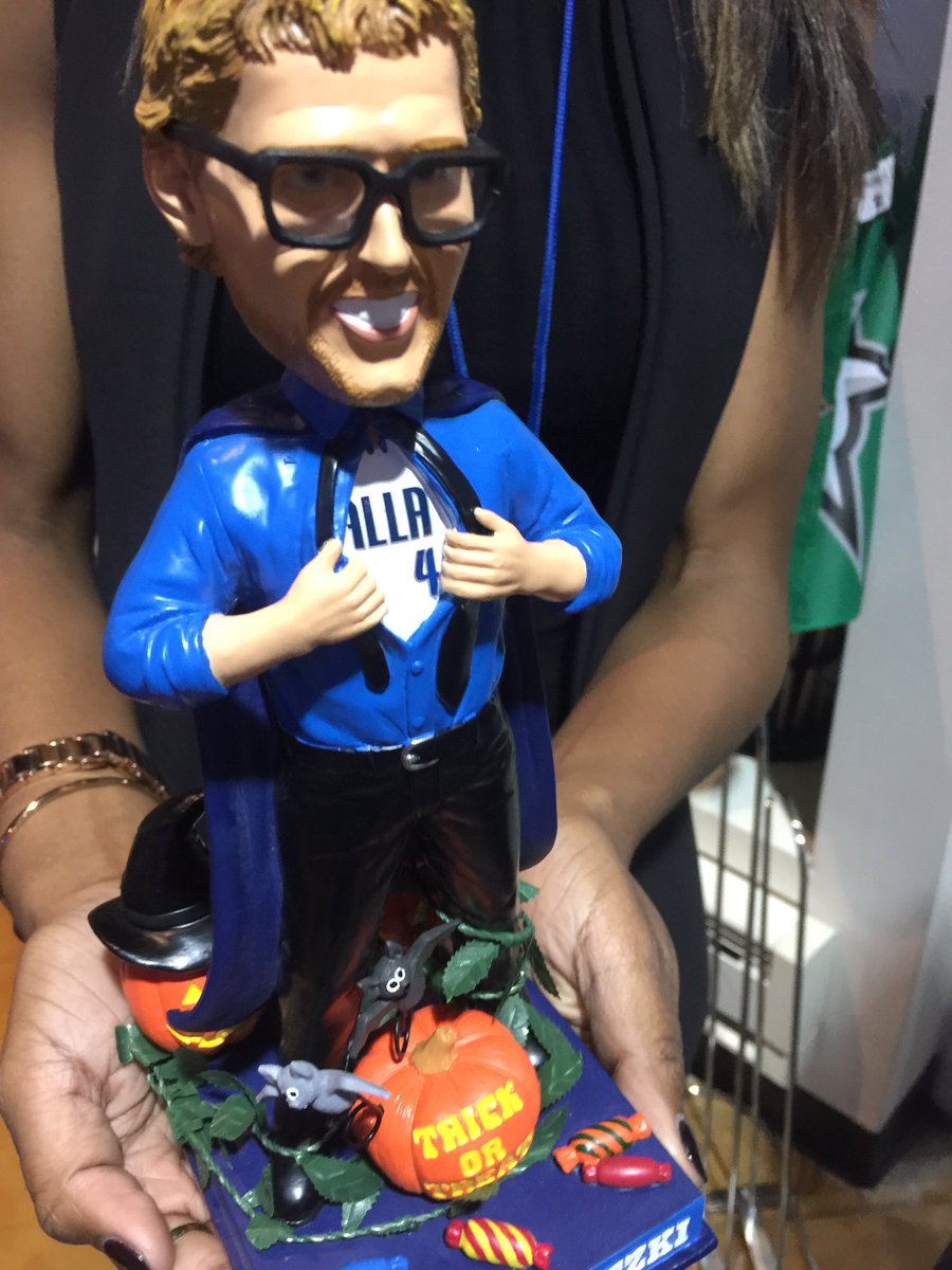 MFFLGirls's tweet photo. Exclusive Halloween Dirk bobble head only available at the North @mavshangar Only 150 available!!!@dallasmavs https://t.co/ip8eadkT4E