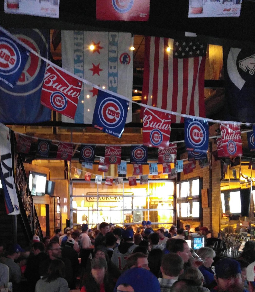 RawlinsRiles's tweet photo. #FlyTheW @StandardBar #upshow #standardbar https://t.co/BaUihNS2bj