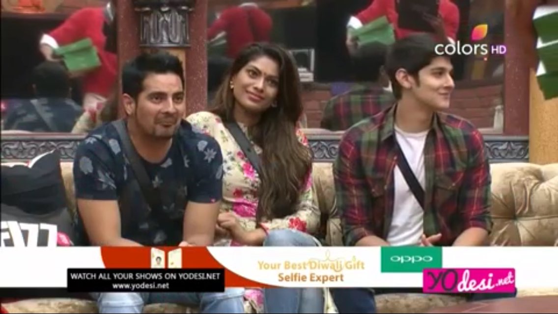 rohan_lopa's tweet photo. #Karan,#Lopa,#Rohan ❤️😘😍😄 #BB10 #28Oct2016 @BiggBoss @ColorsTV @rohan4747 @karanmehra https://t.co/pEKCu2Sqj8