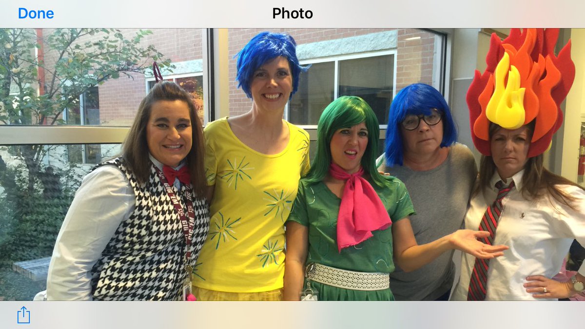 cboscoteach's tweet photo. 4th grade is just so full of emotions #whymme https://t.co/4oiHwSPQou