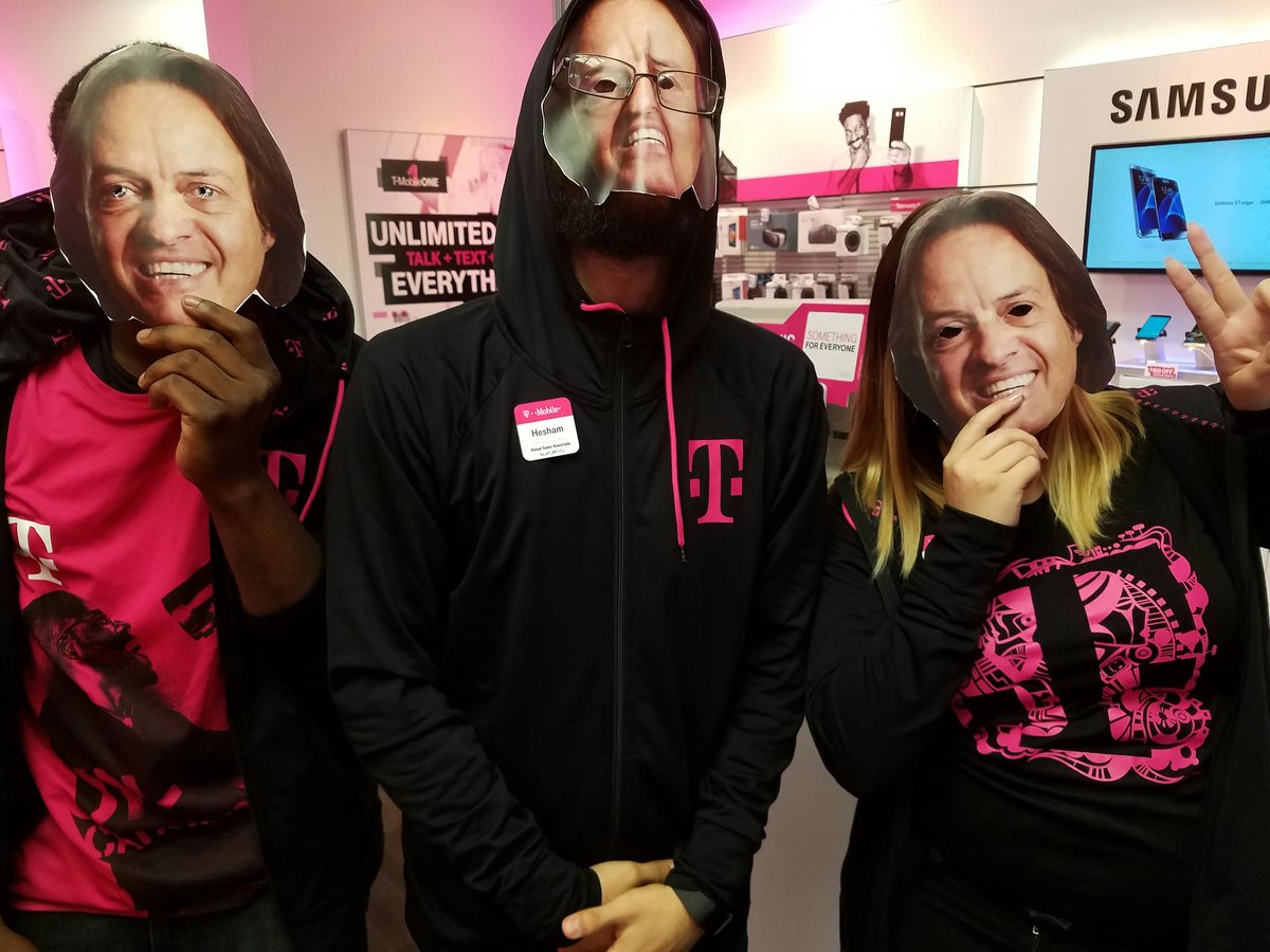 HeshamMuthana's tweet image. Happy Early Halloween!

From: @ workeley 

#TeamUCB #jonlegeres @JohnLegere