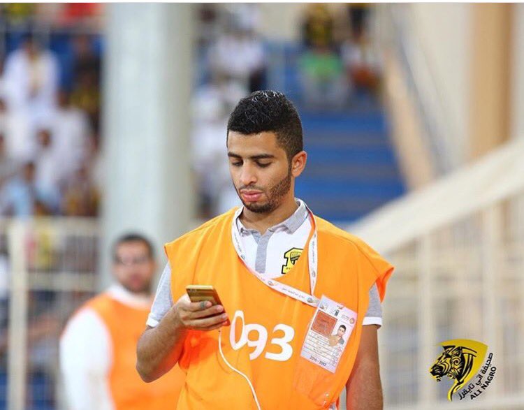alaa_saeed88's tweet photo. الحمدلله .. انتهت تغطيتي التي كانت لمدة " اسبوع " مع #الاتحاد خارج " جدة " بالفوز على "الباطن" في حفر الباطن .. وامام الهلال في "الرياض"

💛💛 https://t.co/nJUlGkQLOO