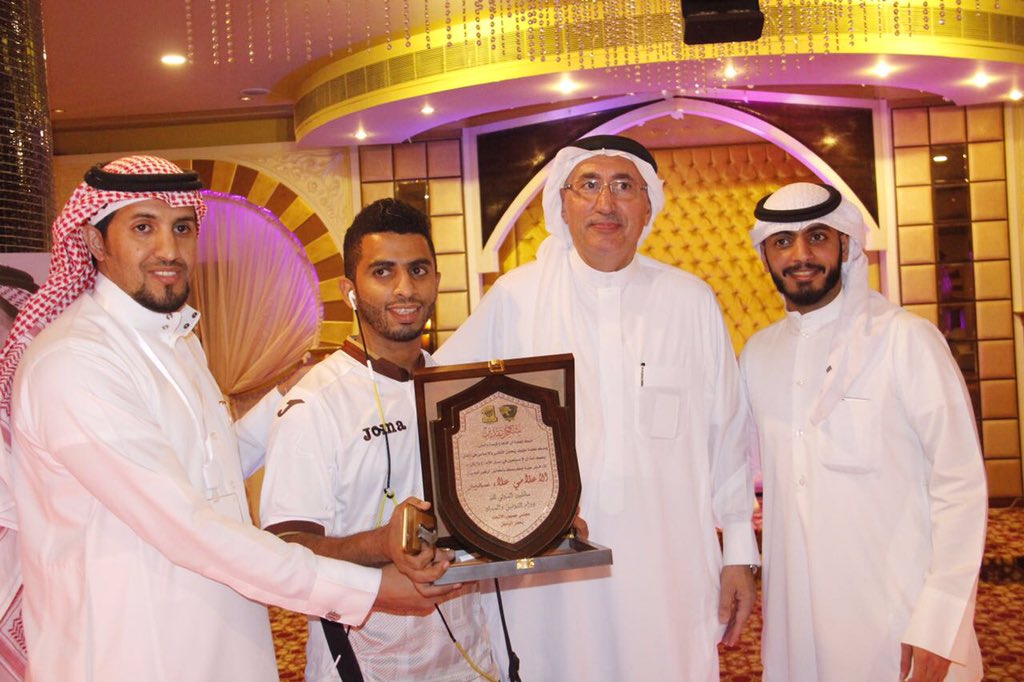 alaa_saeed88's tweet photo. الحمدلله .. انتهت تغطيتي التي كانت لمدة " اسبوع " مع #الاتحاد خارج " جدة " بالفوز على "الباطن" في حفر الباطن .. وامام الهلال في "الرياض"

💛💛 https://t.co/nJUlGkQLOO