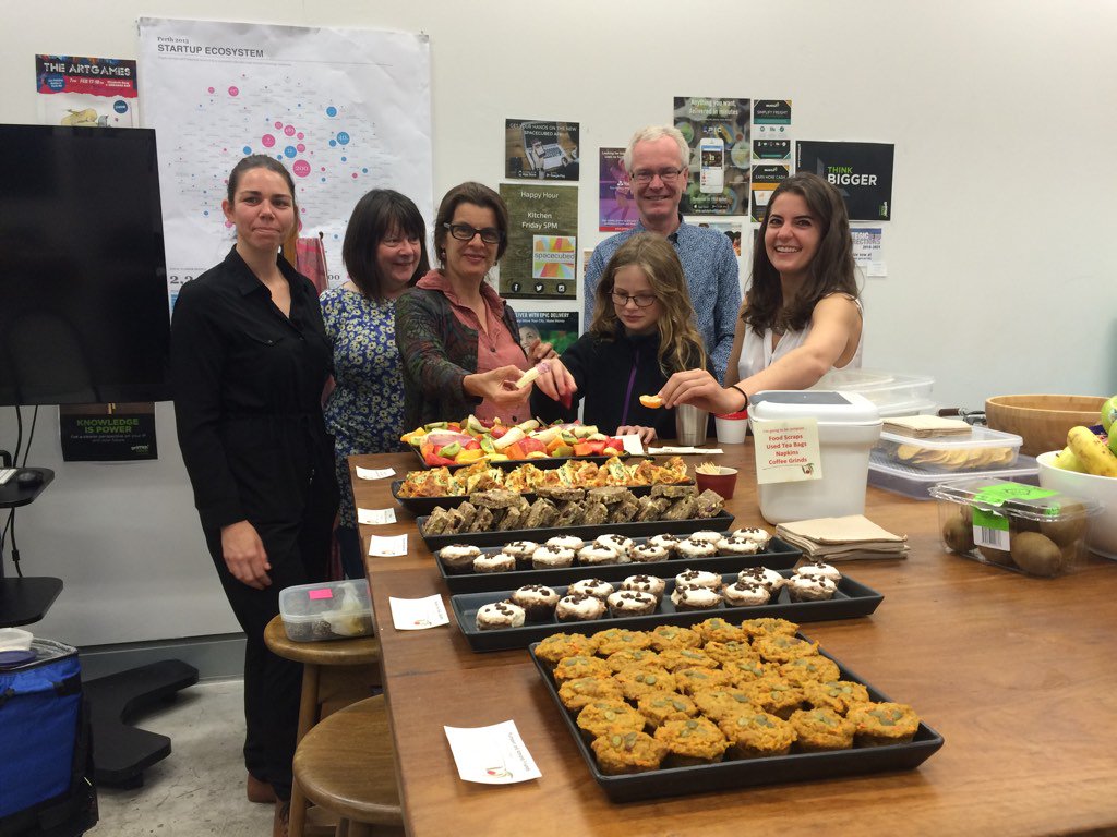 PortiaOdell's tweet photo. A brilliant waste free breakfast to kick off the 2nd day of our Perth! #Climathon2016 @ClimateKIC https://t.co/lWzWMzYpyM