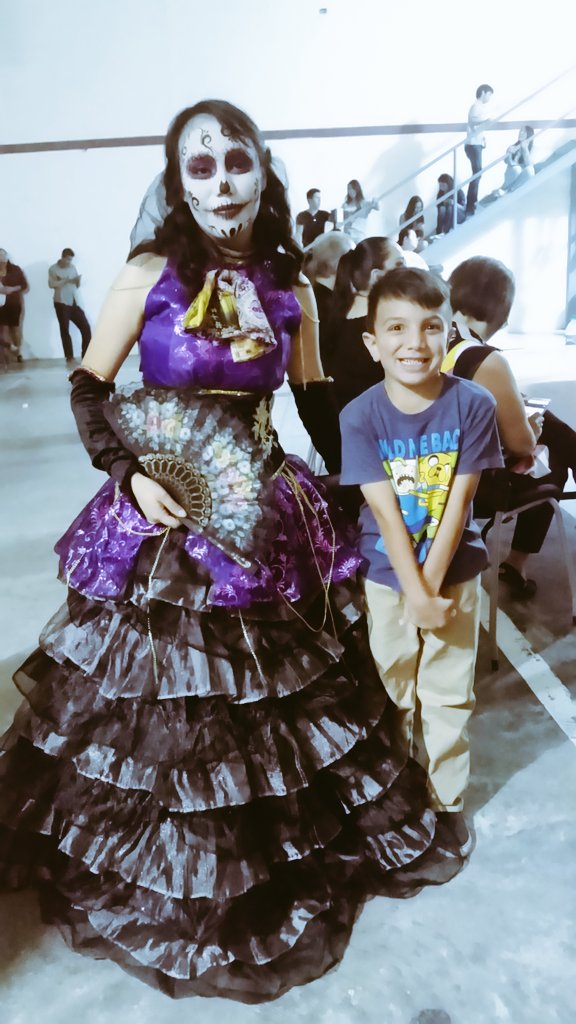 monicabandinc's tweet photo. #Catrina #AltaresdeMuertos #Leo @VIZCAYAPIEDRAS https://t.co/lQBe26l38n