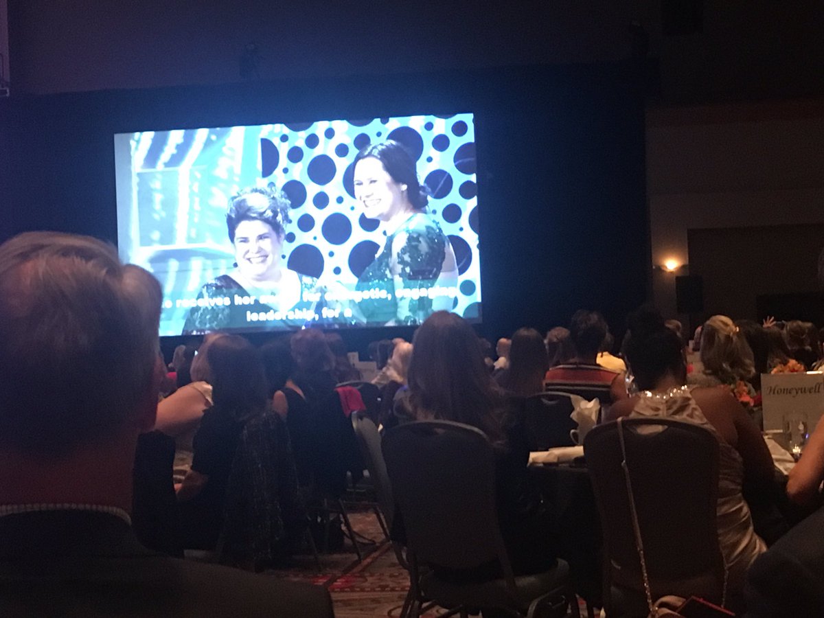 Theresa W tweet media