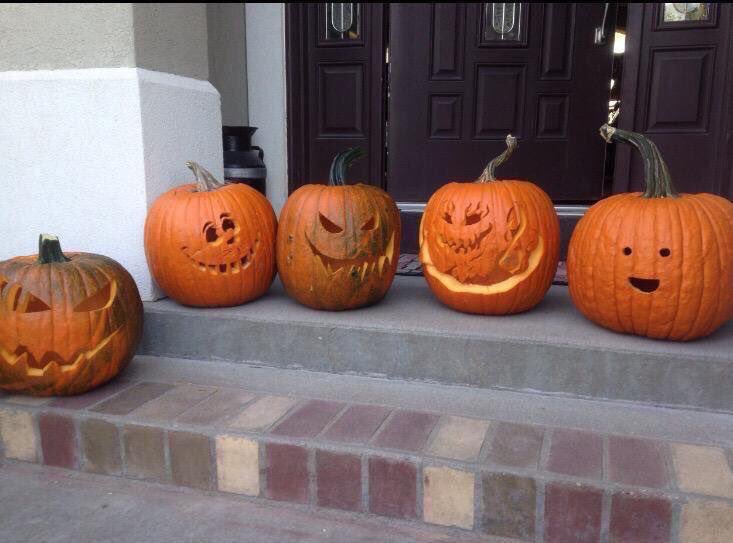 TheComedyHumor's tweet photo. when you're the ugly friend https://t.co/Ds2fBpM6KA