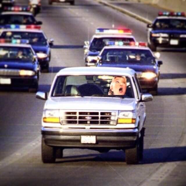 jtd_gameon12's tweet photo. @surfermom77  @ViciTrue  BREAKING NEWS...There is a low speed pursuit in LA as Police are following a white Bronco https://t.co/EzzdbkS7af