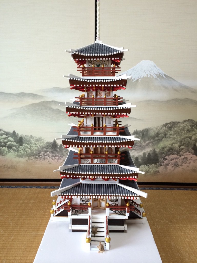 お義父さまが割りばしで作った五重塔が芸が細かくて高クオリティ Togetter お義父さまが割りばしで作った五重塔が芸が細かくて高クオリティ Togetter