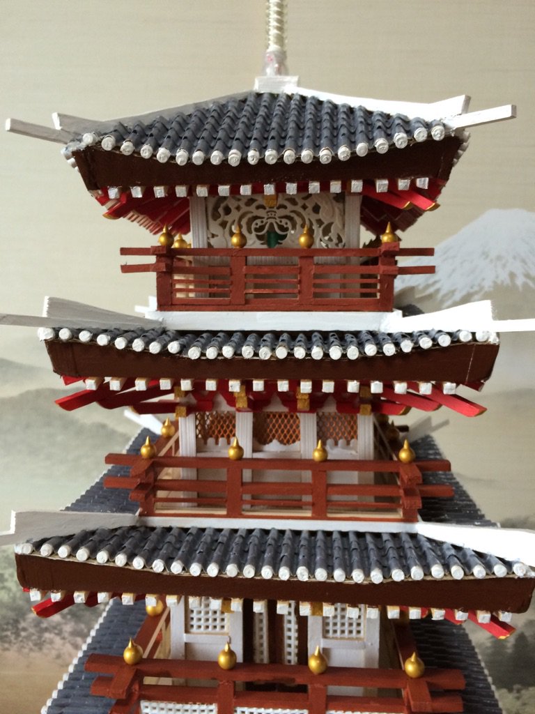 お義父さまが割りばしで作った五重塔が芸が細かくて高クオリティ Togetter お義父さまが割りばしで作った五重塔が芸が細かくて高クオリティ Togetter