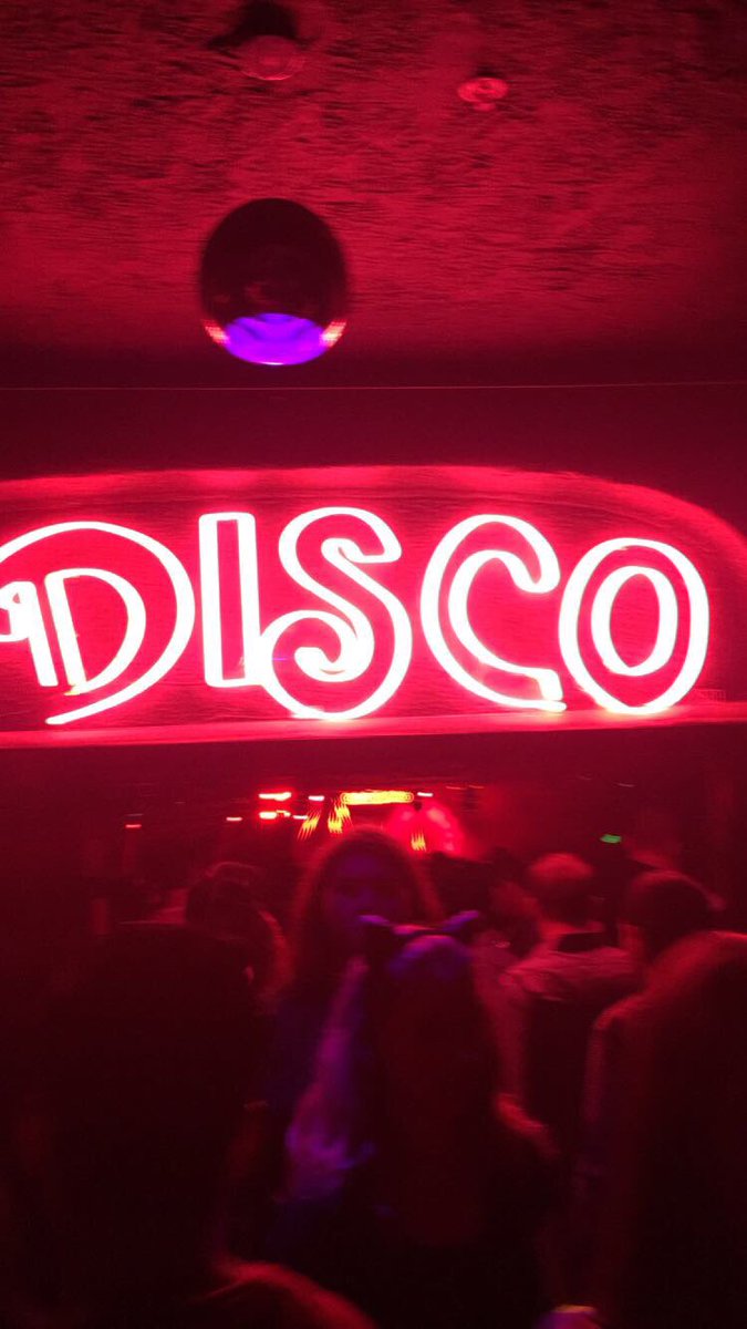 jimmystuart_'s tweet photo. It's lit. #CircoLocoLA https://t.co/99x5wc9uvQ