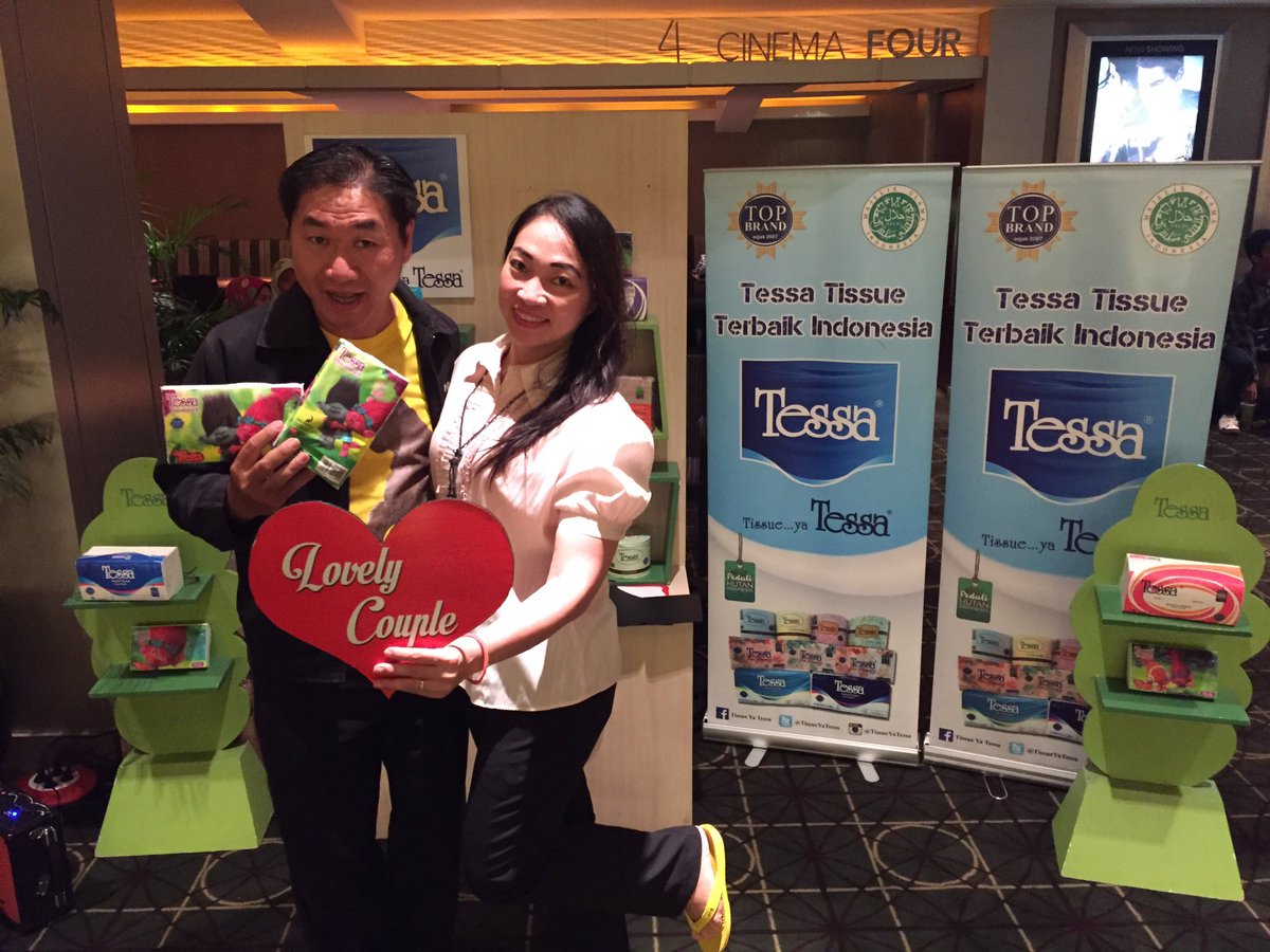 3 keunikan Me Trolss:singing, dancing, hugging <a href="/TissueYaTessa/">Tissue Ya Tessa</a> #TessaMovieMani4 <a href="/adit281102/">Rizqullah Ramadhan</a> <a href="/novie_yanthi3/">Novianti Lestari</a> <a href="/sweet_ai/">Tari</a> <a href="/Luhby/">Tami Luhby</a> <a href="/wahyu_sujani/">Wahyu Sujani</a>