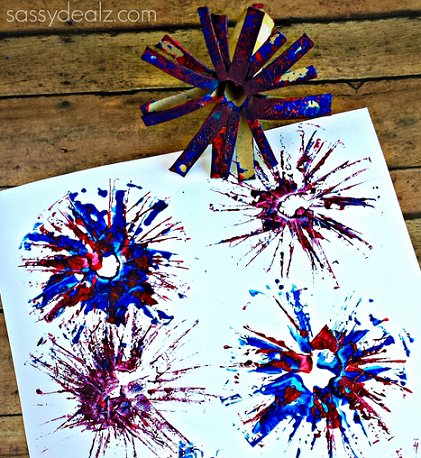Weekend craft | today we are looking at fireworks and  bonfire night crafts. We love this easy toilet roll trick >> bit.ly/2en48cj
