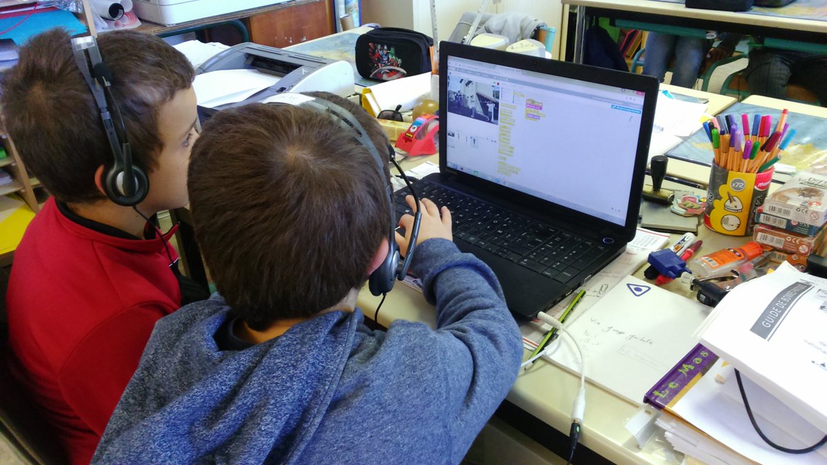 reggianio's tweet image. 20 teams of "#scratch international challenge" @eTwinningFrance project participated in the #codeweek2016
twinspace.etwinning.net/22404/pages/pa…