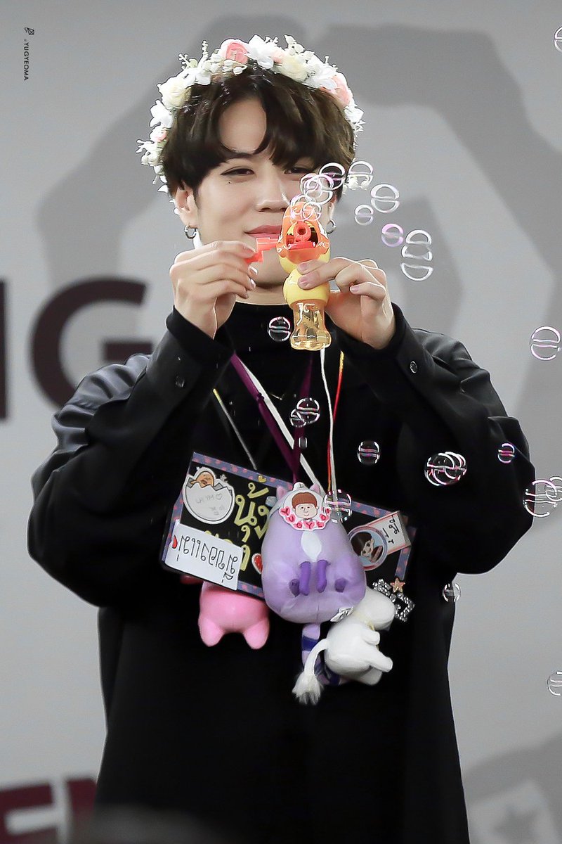 YUGYEOMA_1117's tweet photo. 🎈초딩이얔ㅋㅋㅋㅋ #유겸 #Yugyeom https://t.co/10f3gxZzFp