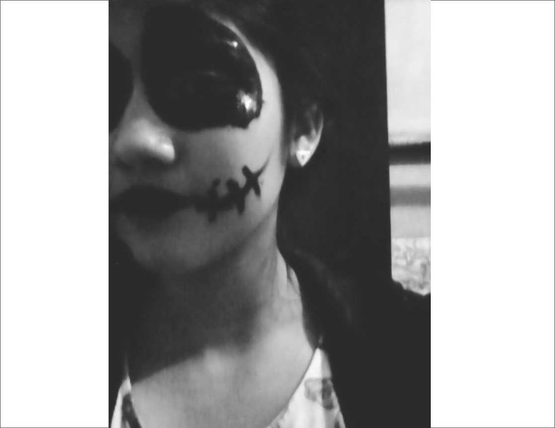 LeslieMont13's tweet photo. #halloween 💀 https://t.co/gz62NJTwhI