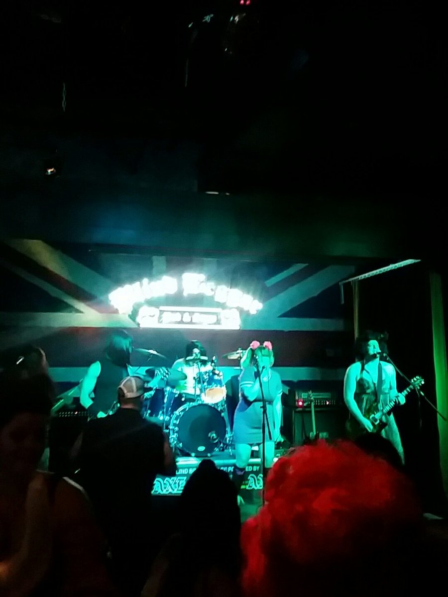 #Scale killin it!! #livemusic #yyc #halloween <a href="/yycshows/">YYCShows</a> <a href="/cgynow/">Calgary</a> @ThePortalMag <a href="/Ent_Calgary/">EntertainmentCalgary</a> <a href="/bsr_sarah/">sarah_</a> <a href="/TheGentYYC/">Leave This Place Forever</a> <a href="/SINAgency/">SIN Agency</a> <a href="/yyclivemusic/">Calgary Live Music</a>