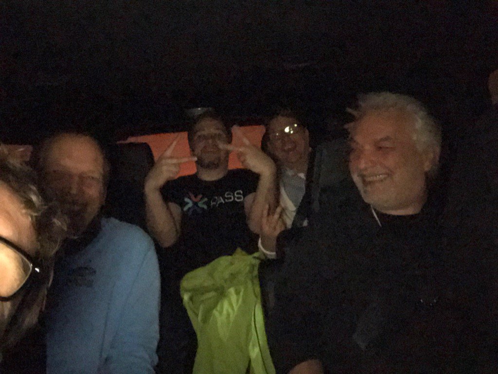 oengels's tweet image. #sqlmännerwg #sqlpass_de #sqlsummit #aftershow