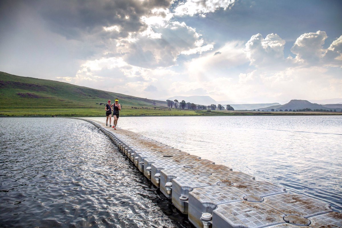 llama_bar's tweet photo. Beautiful day here in #Underberg for Day 1 of the @glencairntrailrun💥💥 21km &amp; 430m of climbing is what the runners can expect🏃 📷@KevinSawyer https://t.co/x222teb9Qw