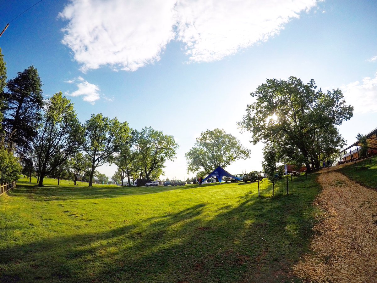 llama_bar's tweet photo. Beautiful day here in #Underberg for Day 1 of the @glencairntrailrun💥💥 21km &amp; 430m of climbing is what the runners can expect🏃 📷@KevinSawyer https://t.co/x222teb9Qw