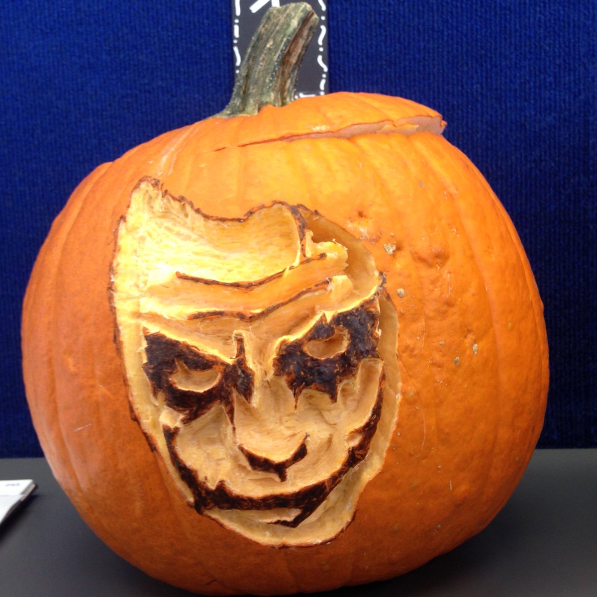 thoma_syna's tweet photo. ABG Lihue Pumpkin Carving Contest!! Customers Choice #ABGLihue #HappyHalloween #SecondPlaceWinner https://t.co/GdATziCdux