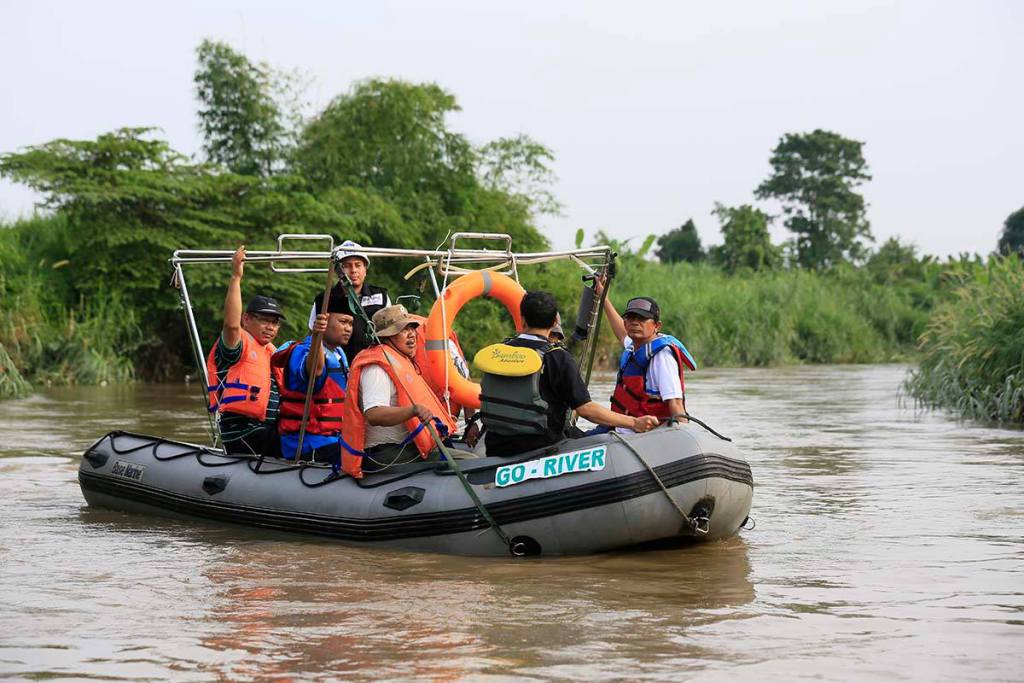 Pemuda di Medan “Bersumpah” Membersihkan dan Memelihara Sungai Deli medanrumahkita.com/pemuda-di-meda…
