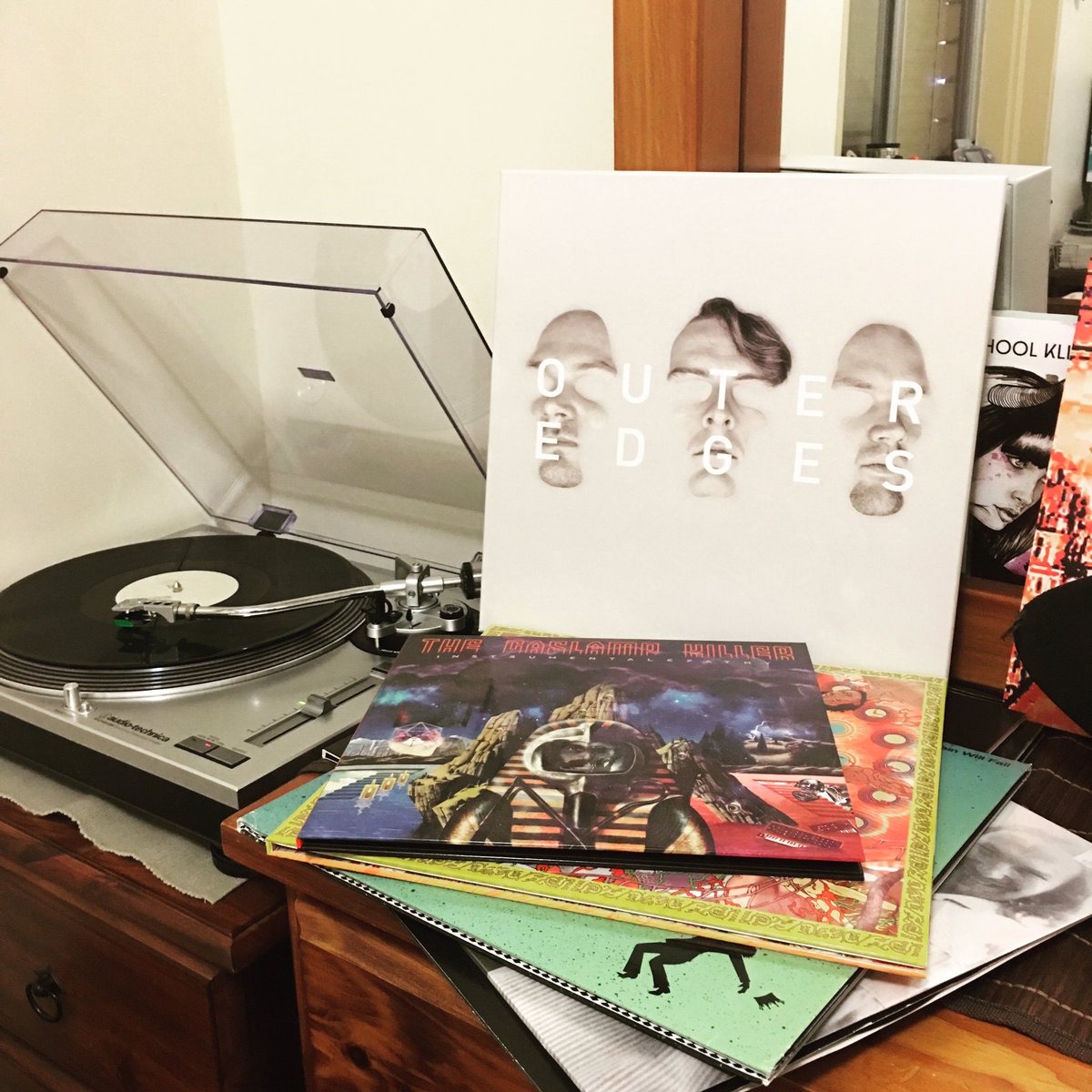 Aura_Sounds's tweet photo. Thank you @Noisia_nl @GASLAMPKILLER @flyinglotus @djshadow @gjonesbass @amnesiascanner &amp; @AphexTwin for all the amazing next level music. https://t.co/N9k8B5e09J
