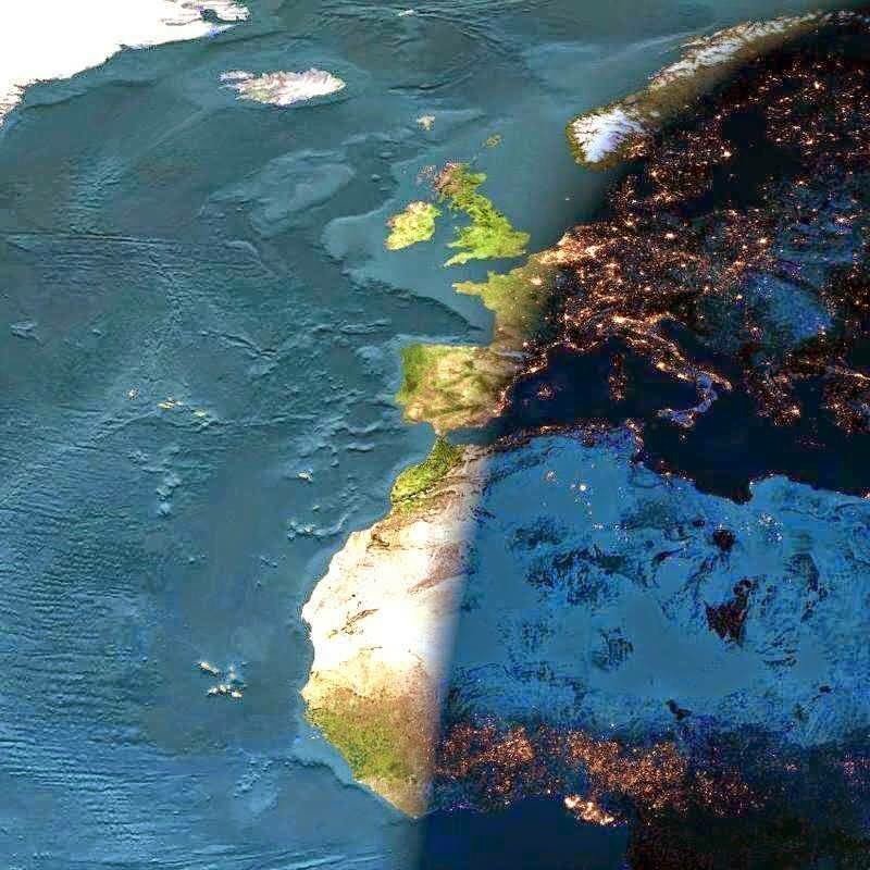 AssetSystem_net's tweet photo. La hora solar, en una imagen. Feliz fin de semana y recuerda cambiar la hora... https://t.co/He5vGt30Eq