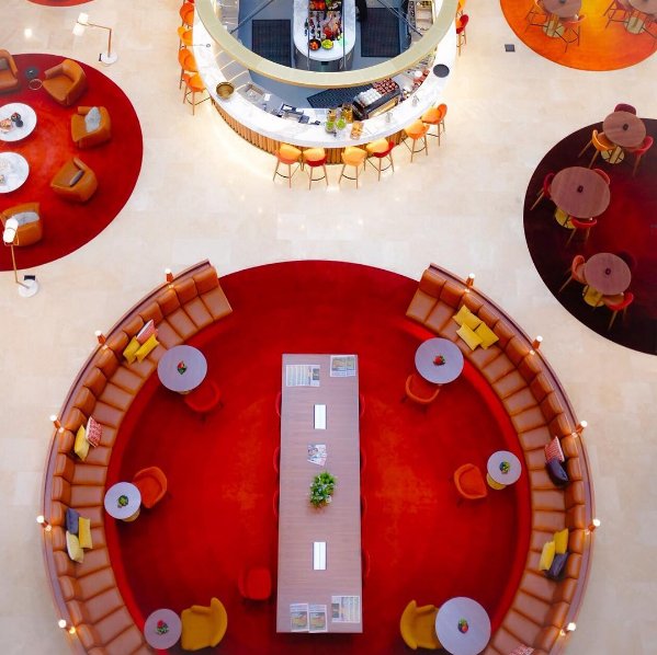 Mod meets Modern inside #VibeHotel #Canberra Airport. I/G <a href="/ciaranhandy/">Ciaran Handy</a>
