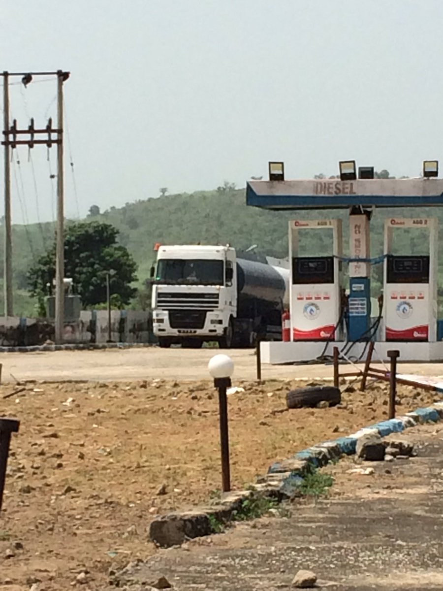 AceDynamics's tweet image. FILLING STATION FOR QUICK SALE!!!

This functioning filling station is up for sale!

LOCATION: Kaduna-Abuja-Lokoja highway