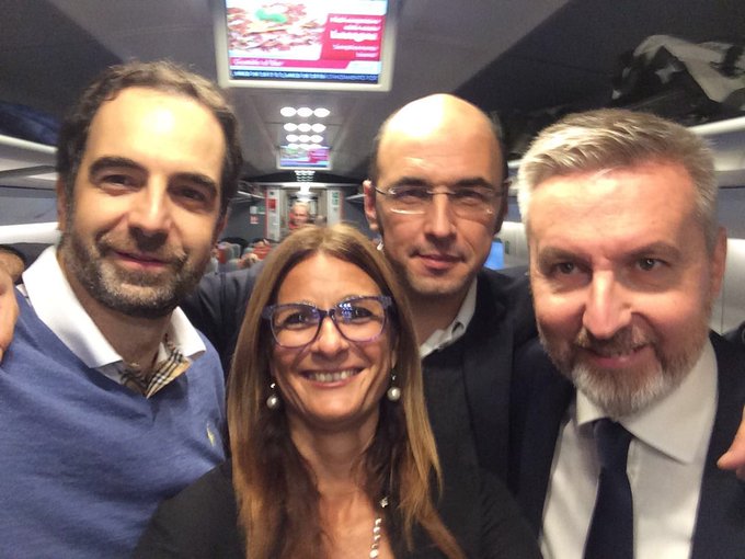 Visualizza l'immagine su Twitter