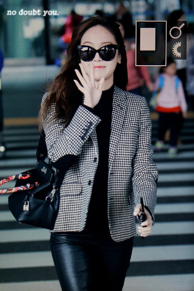 nodoubtyou's tweet photo. 161029 인사쟁이👋 https://t.co/KCMsepI0TL