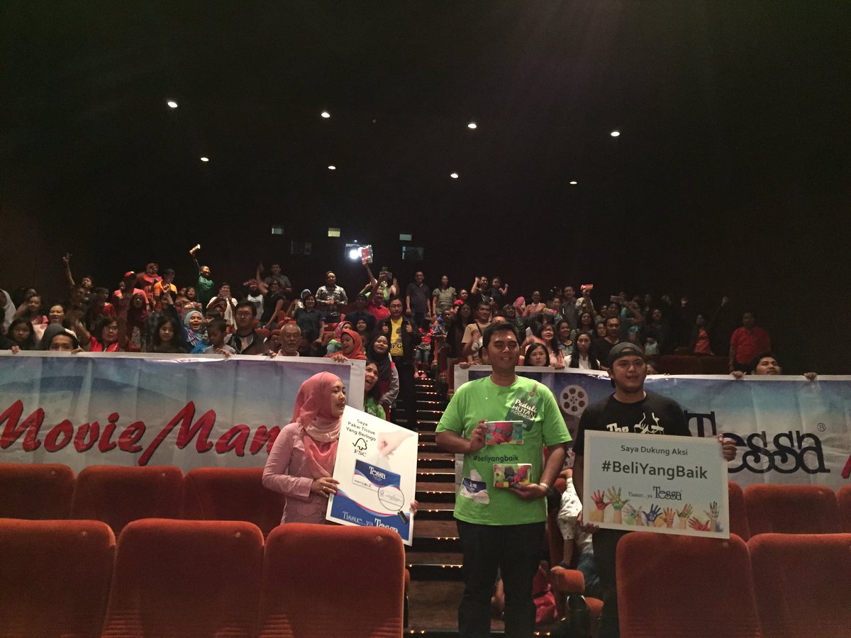 Terima kasih <a href="/TissueYaTessa/">Tissue Ya Tessa</a> seru dan ramai kali nobar #TessaMovieMani4 @cute_jeannette <a href="/siakbary/">Akbar Yahya</a> <a href="/sweet_ai/">Tari</a> <a href="/_princessyellow/">ne-nei</a> @jurasprastya