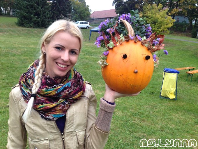 My #pumpkin is ready for #Halloween and then yummy pumpkin #soup with pumpkin #risotto :-) https://t<a href="/tag/pumpkin"class="tags">#pumpkin</a><a href="/tag/halloween"class="tags">#Halloween</a><a href="/tag/soup"class="tags"><span>#soup</span></a><a href="/tag/risotto"class="tags"><span>#risotto</span></a>