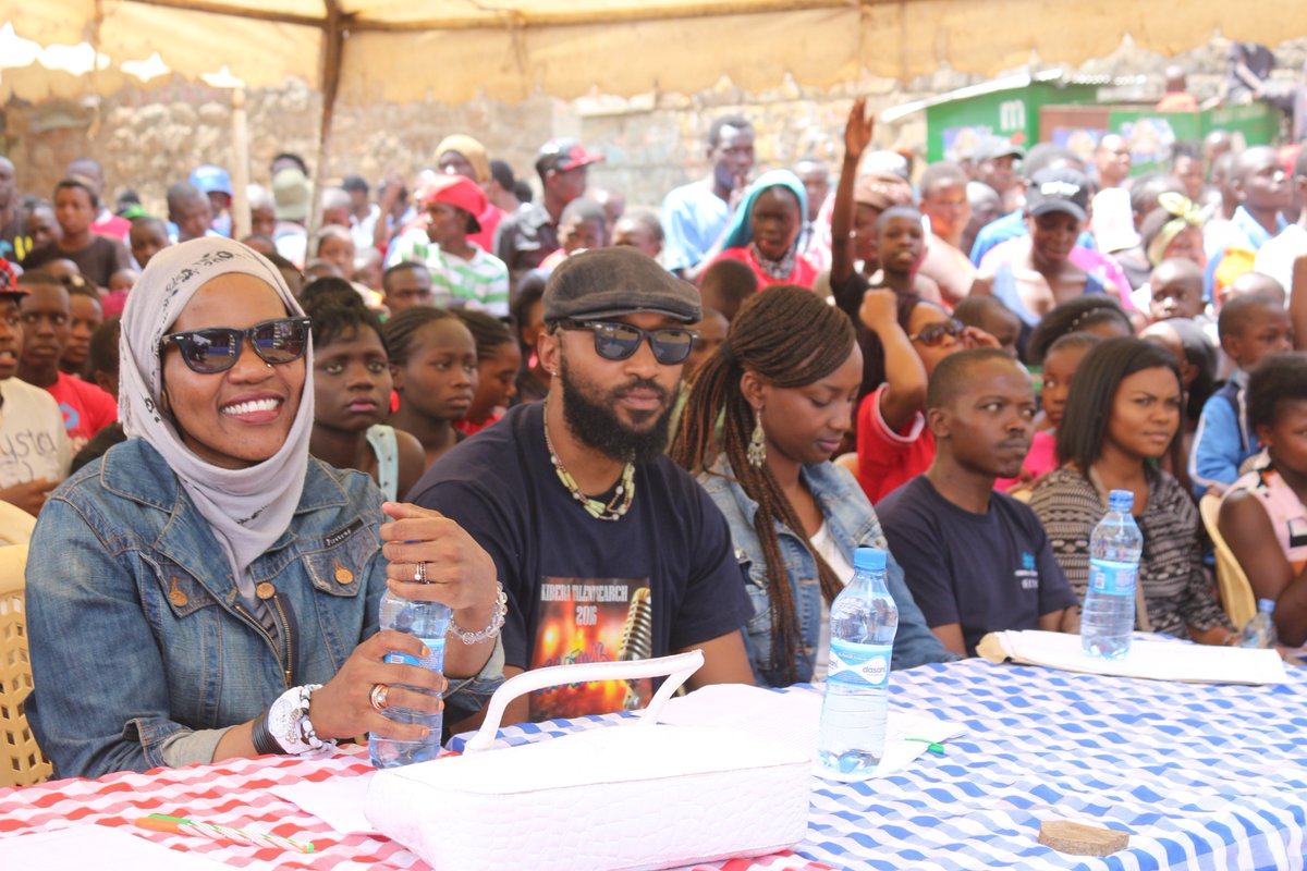 HNP_KTC's tweet photo. Thanks to our Judges. #KTK16, #KiberaTownCentre, @CNconnienielsen, @MaggieKoli, @Tedshinsky, @IanWainaina, @amileenamwenesi. https://t.co/FUOaKIl1o1