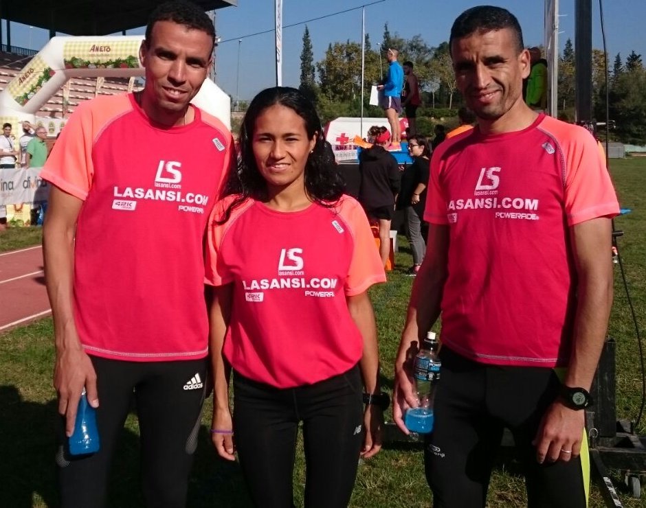 El Jaafari de #lasansi guanya el tast <a href="/lamitja/">La Mitja Marató</a> 10k 29'40 2on <a href="/mouradelb/">Mourad El bannouri</a> 29'42 #lasansi  2a J.Becerra 35'21 #lasansi