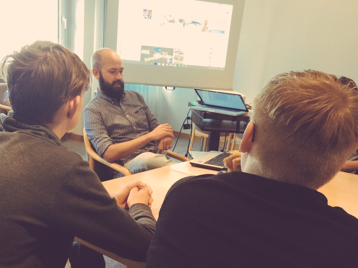 <a href="/FirlefranzLP/">Firle Franz</a> erzählt beim #spieletestertag über Let's Plays @ihkkoeln <a href="/iwcgn/">Internetwoche Köln</a> #iw7 #firlefranz mit @diblau #spieleratgeber