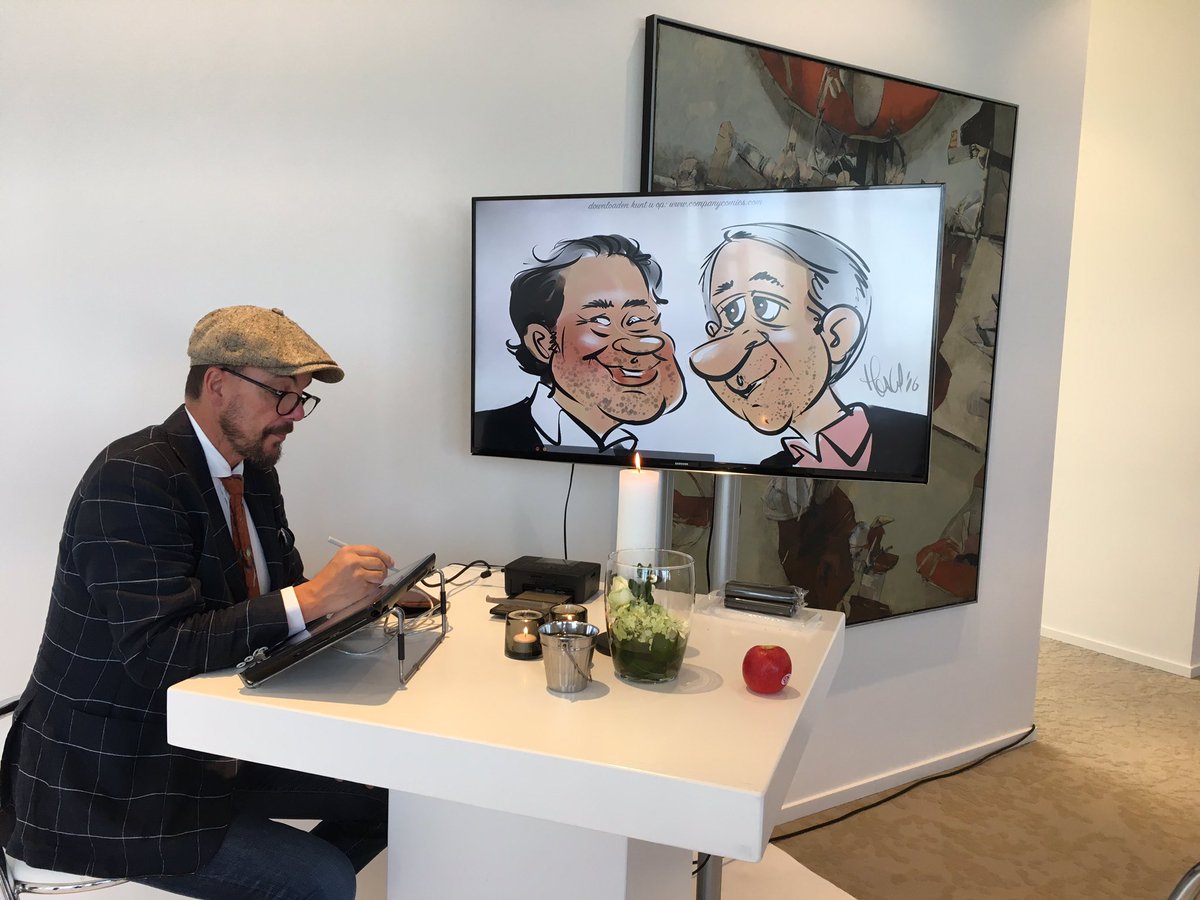 Gaike_Dalenoord's tweet image. #NautaDutilh Amsterdam opening new office family day!