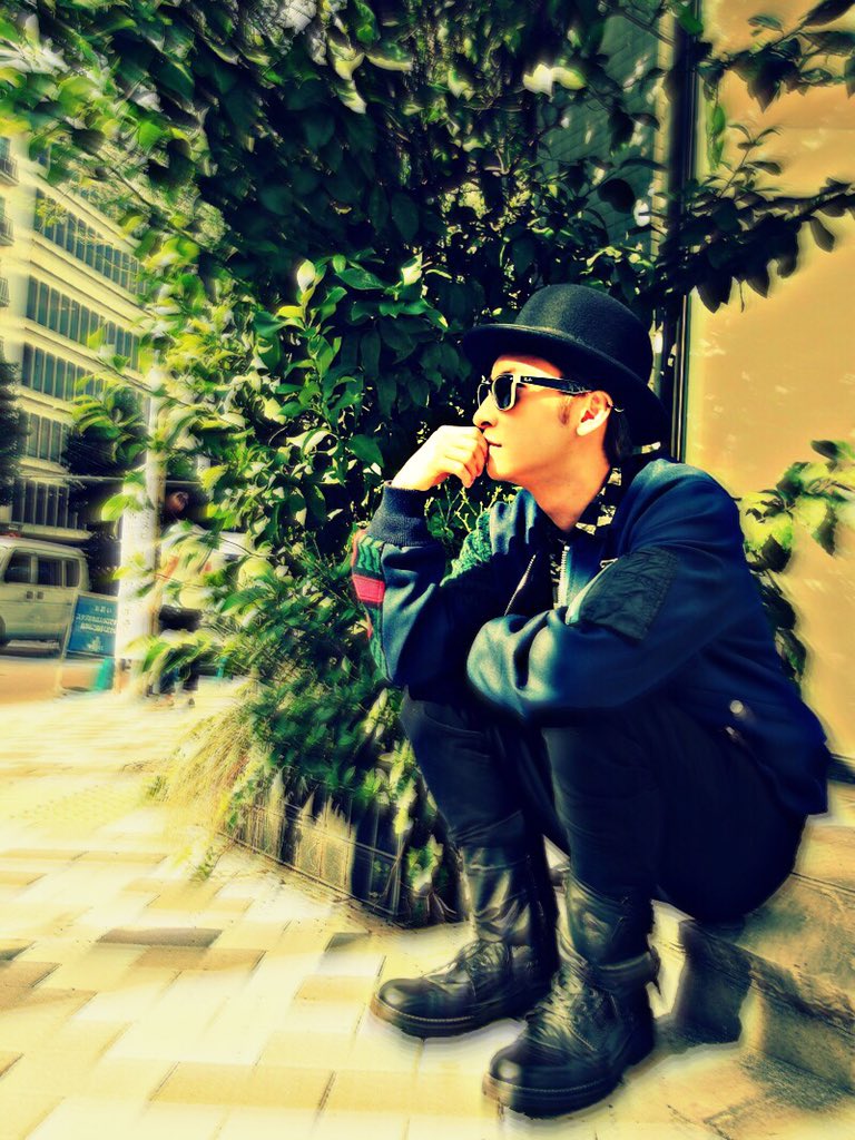 Nqlxy's tweet photo. @IQCCIIZB 暖かそうなのか ぁ 、こんなのしか 無かった よ ... ( )  ン 〜 、時間遅くなっても 良いなら 、全然出来るけど 、アタエさん 電話したい 相手いるんじゃないの ？ https://t.co/1UEYToTSUS
