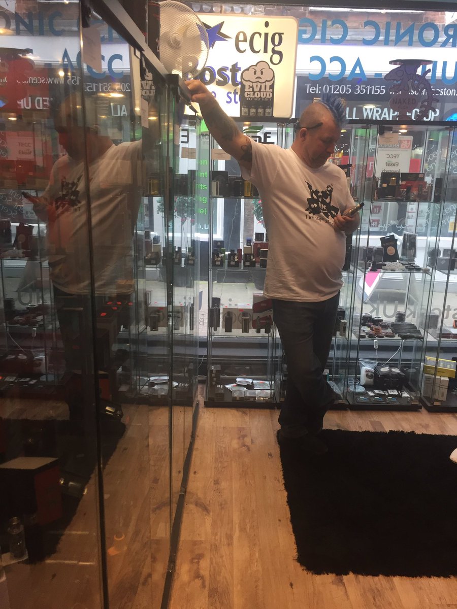 EcigBoston tweet picture