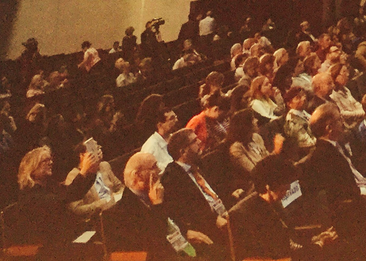 evaanyon's tweet photo. Gracias #SEMERGEN por la oportunidad de trabajar con vosotros en #semergen2016 Sois el sueño de cualquier community manager 💻Gran EQUIPO https://t.co/CFekNwRPEw