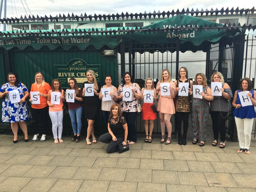 KendallTTHQ's tweet photo. @GaryBarlow today's the day !!!
💙 #SingForSarah 💙 29.10.16 https://t.co/oMptmnB5EP