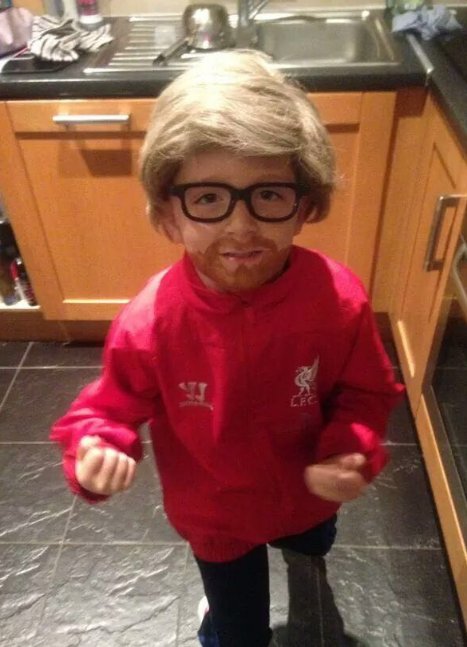 empireofthekop's tweet image. And the best Halloween costume of the year award goes to...

👓 👻