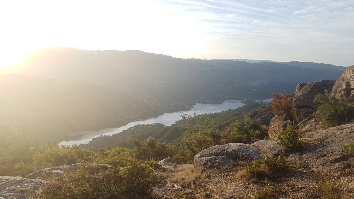 Por ahora el tiempo nos está respetando! Buen día i buena temperatura para los corredores! #IAUTrail #TWChampionships2016 #Braga2016