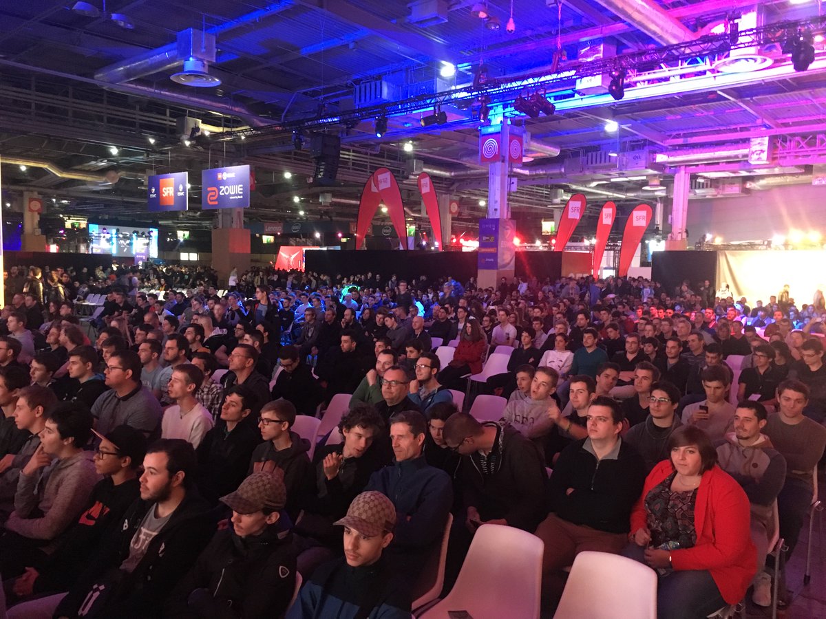 JVCom's tweet image. De bon matin ça s'installe du coté de @eswc_fr pour les 8èmes de CS:GO ! #JVPGW #PGW