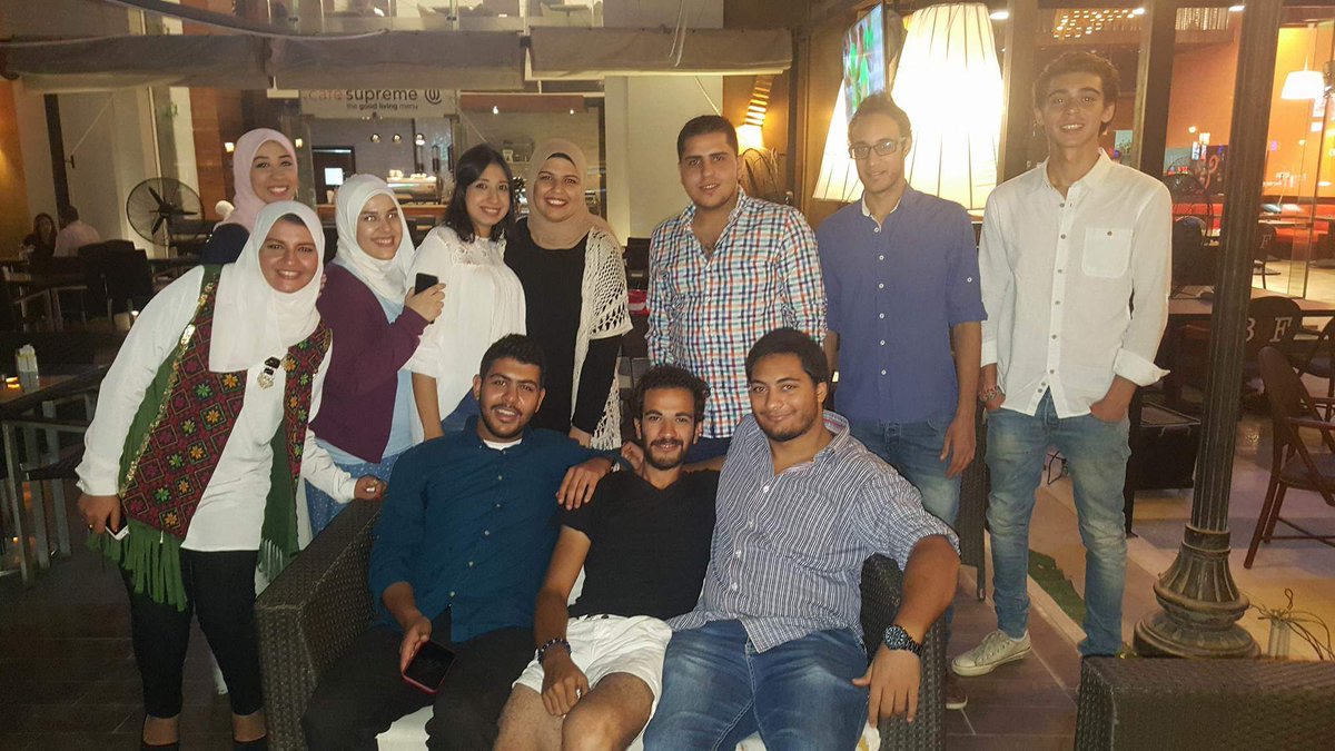 bombooooo1's tweet image. Asdk2a el tofola👨madrsa💙