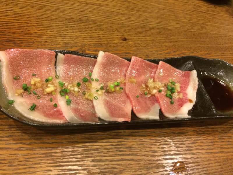 j_a_x_laurant's tweet photo. みんな焼肉たしろ食べに来て！！
店長が朝引き鶏をさばいたばっかやけん新鮮で美味い鶏肉が食べれるよ！
Twitter見たって言ってくれたらなんかサービスするかもよ！
今日しか食べれない限定の肉も食べれるかも…🍴
鶏肉フェア開催中🐓🍴

#焼肉たしろ https://t.co/Ah1HcTOos8