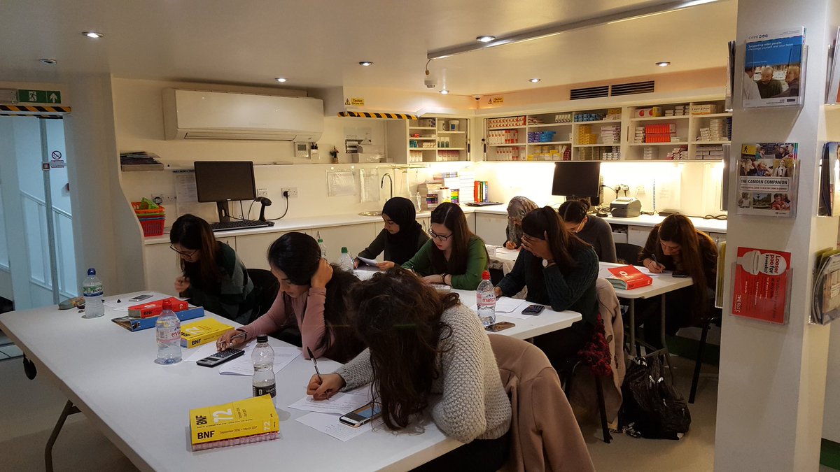 ChambersofLDN's tweet photo. Mock calculation test in action @GL_Pharmacy #calmandconcentrated #preregtraining #examready https://t.co/Nsu9ItTE5S