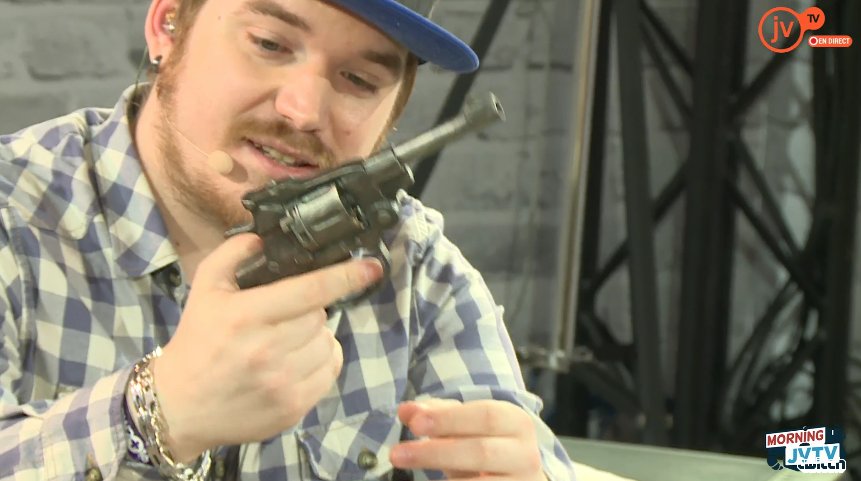 JVCom's tweet image. Ce flingue et ce (Benjamin) piolet sont faits main ... impressionnant !
jeuxvideo.com/gaming-live/tv… #JVPGW #PGW