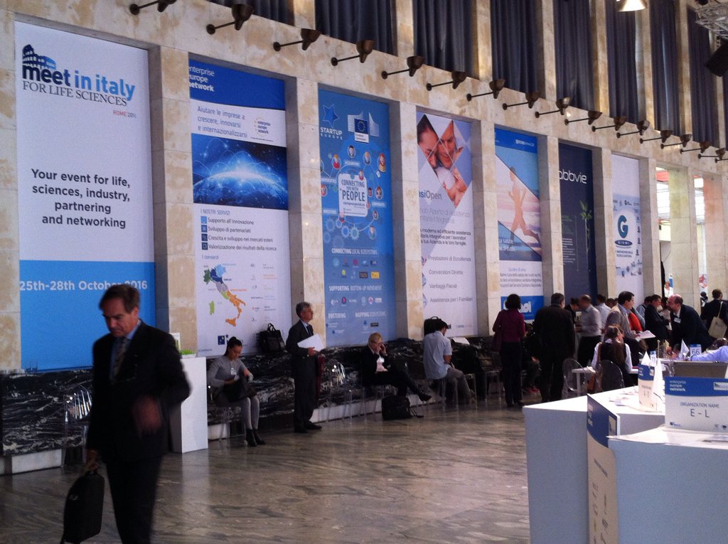 acmecubo's tweet photo. @acmecubo #MIT4LS2016 arrivederci al #B2B e #bootcamp 2017 @BICLazio @LazioInnova @RegioneLazio https://t.co/NUgJrH8lxG